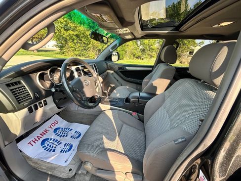 Used 2008 Toyota 4Runner SR5 image 9