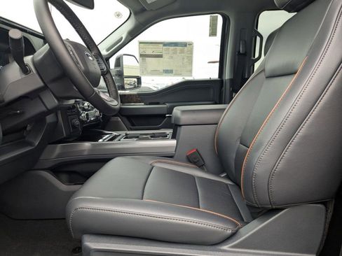 New 2026 Ford F350 Lariat image 21