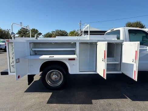 Used 1999 Ford F450 XL image 13