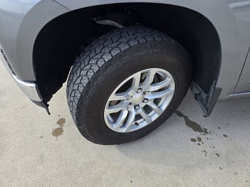 Used 2019 Chevrolet Silverado 1500 LT w/ All-Star Edition image 9