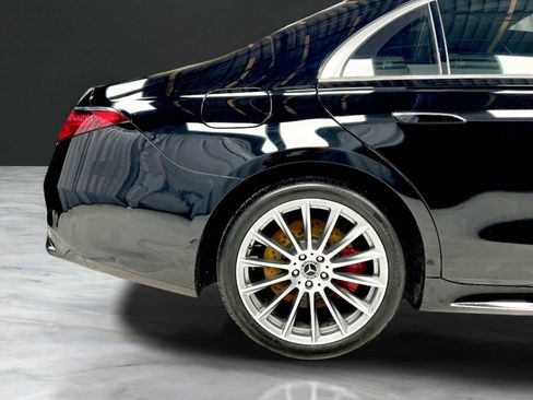 Used 2022 Mercedes-Benz S 500 AMG Sport Pkg w/ AMG Line Package image 11