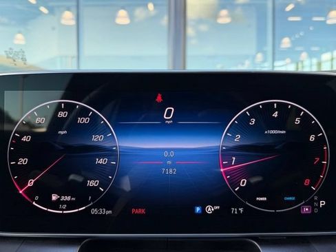 Used 2026 Mercedes-Benz GLC 300 4MATIC image 19