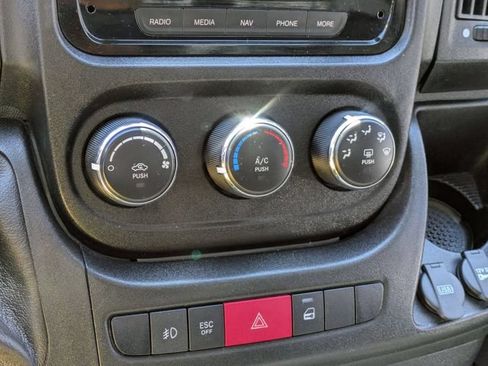 Used 2019 RAM ProMaster 3500 w/ Premium Appearance Group FWD image 22