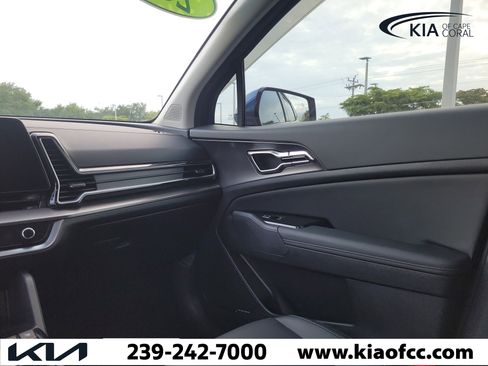 Used 2025 Kia Sportage SX FWD image 17