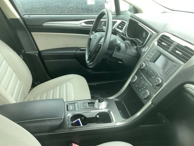 Used 2018 Ford Fusion S FWD image 16