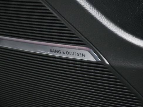 Used 2022 Audi SQ8 Premium Plus w/ Executive Package image 27