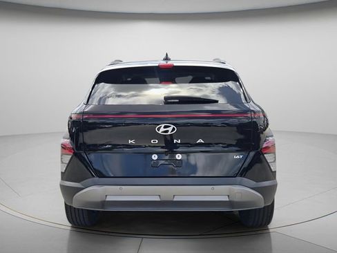 Used 2024 Hyundai Kona Limited FWD image 6