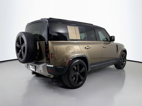 Certified 2025 Land Rover Defender 110 S AWD/4WD image 5