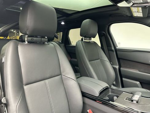 Used 2026 Land Rover Range Rover Velar S AWD/4WD image 5