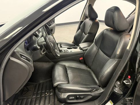Used 2015 INFINITI Q50 AWD w/ Navigation Package image 39