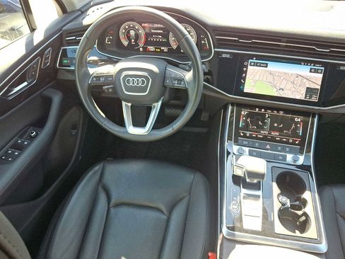 Used 2023 Audi Q7 3.0T Premium Plus w/ Premium Plus Package AWD/4WD image 15