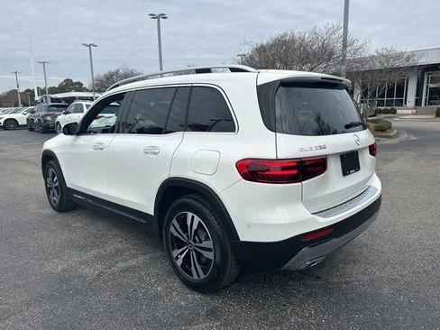 New 2026 Mercedes-Benz GLB 250 4MATIC image 4