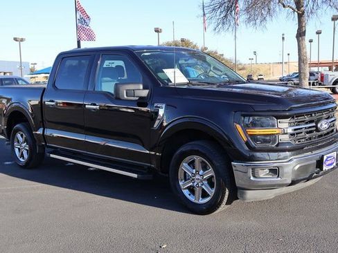 Certified 2025 Ford F150 XLT w/ Equipment Group 301A Standard image 9