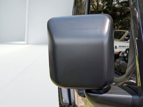 New 2025 Jeep Gladiator Mojave w/ Convenience Group image 10