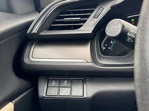 Used 2020 Honda Civic LX image 11