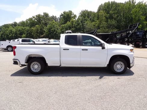 Used 2020 Chevrolet Silverado 1500 W/T w/ WT Safety Package RWD image 9