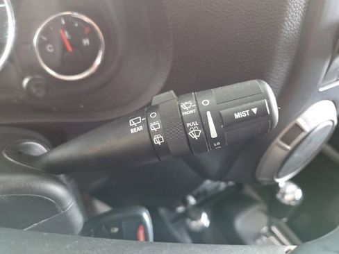 Used 2013 Jeep Wrangler Sport image 38