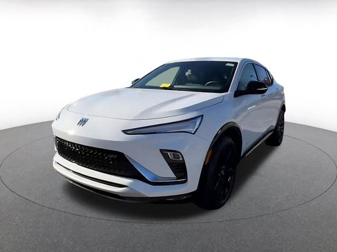 Used 2025 Buick Envista Sport Touring image 7