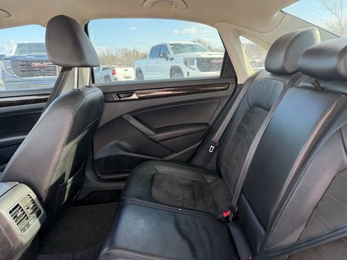 Used 2014 Volkswagen Passat TDI SEL Premium image 5