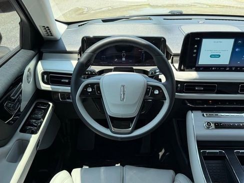 New 2025 Lincoln Aviator Reserve w/ Equipment Group 201A image 6