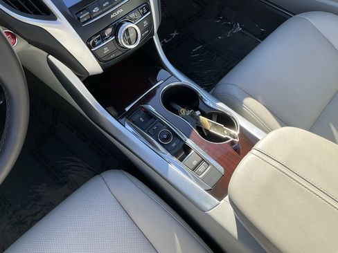 Used 2015 Acura TLX V6 w/ Technology Package image 42