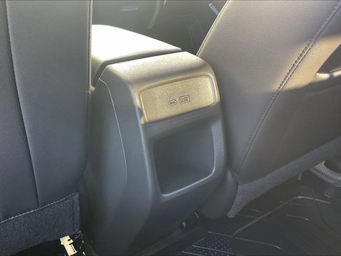 Used 2025 Chevrolet Trax ACTIV image 39