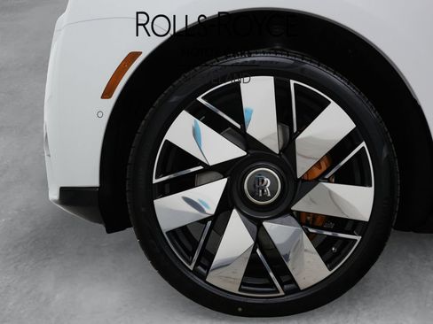 New 2026 Rolls-Royce Cullinan AWD/4WD image 49