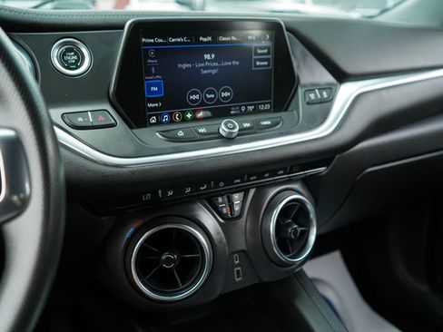 Used 2021 Chevrolet Blazer LT FWD image 7
