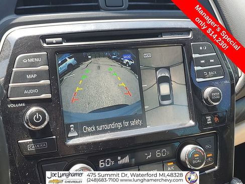 Used 2017 Nissan Maxima Platinum FWD image 17