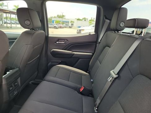 Used 2024 Chevrolet Colorado LT RWD image 10