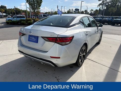 Used 2021 Nissan Sentra SV FWD image 9