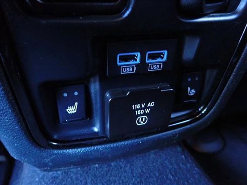 Used 2020 Dodge Durango GT image 11