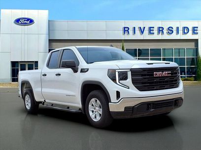 Used 2025 GMC Sierra 1500 Pro w/ Pro Value Package