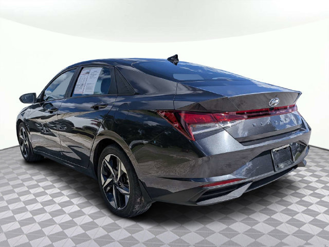 Used 2023 Hyundai Elantra SEL w/ Convenience Package FWD image 6