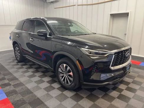 Used 2023 INFINITI QX60 Pure image 2