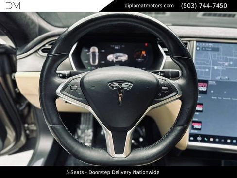 Used 2015 Tesla Model S 70D AWD/4WD image 28