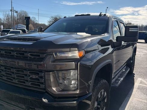 Used 2020 Chevrolet Silverado 2500 Custom w/ Custom Value Package AWD/4WD image 1