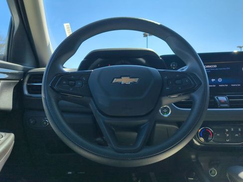 Used 2025 Chevrolet TrailBlazer LT FWD image 22