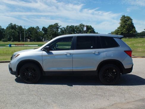 Used 2019 Honda Passport Sport image 12