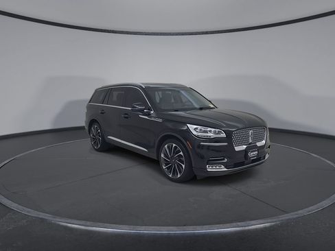 Used 2020 Lincoln Aviator Reserve w/ Equipment Group 202A AWD/4WD image 3