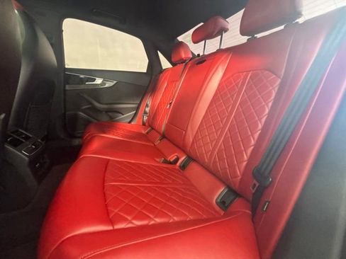 Used 2021 Audi S4 Premium Plus w/ Premium Plus Package AWD/4WD image 21