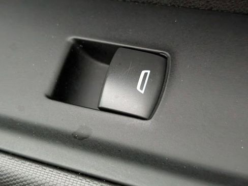 Certified 2025 Chevrolet Silverado 2500 Custom w/ Custom Value Package image 33