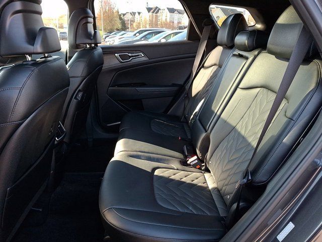 Used 2023 Kia Sportage X-Line w/ X-Line Premium Package AWD/4WD image 13
