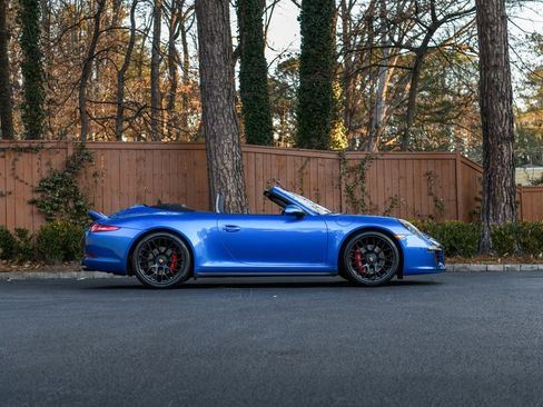Used 2016 Porsche 911 Cabriolet image 6