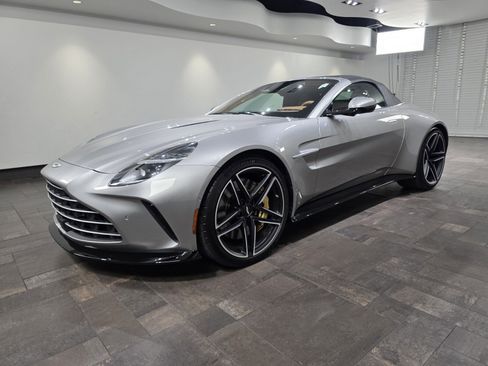 New 2026 Aston Martin V8 Vantage Roadster RWD image 26