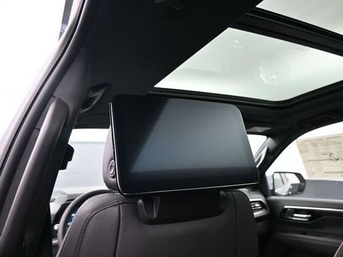 New 2026 Chevrolet Tahoe Premier image 12