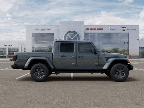 New 2026 Jeep Gladiator Sport AWD/4WD image 21