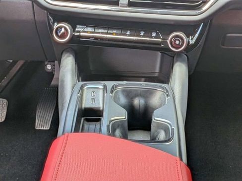 Used 2025 Chevrolet Equinox EV RS image 21