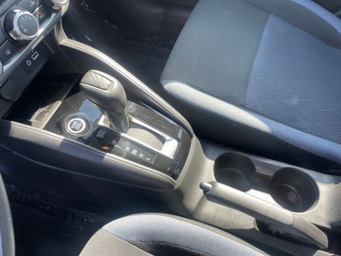 Used 2025 Nissan Versa SV image 41