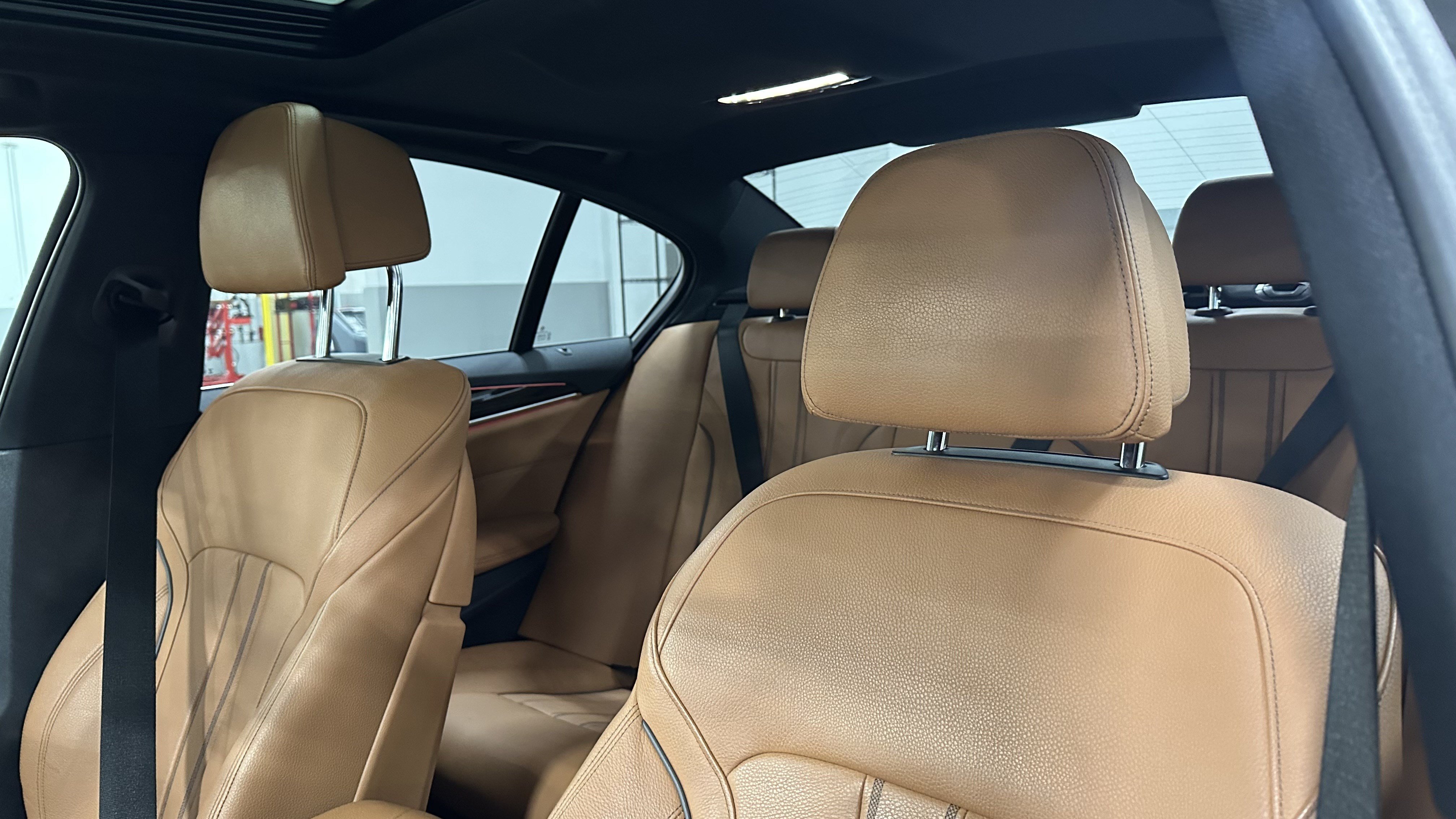 Used 2019 BMW 530i xDrive w/ Luxury Package AWD/4WD image 19